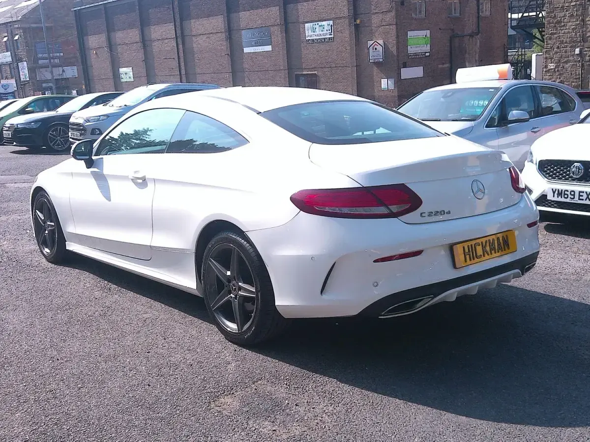 Used Mercedes C220 AMG line 2017 White Coupe