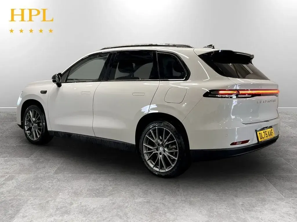 Used Leapmotor C10 160 kW (218 HP) 2025 Grey SUV