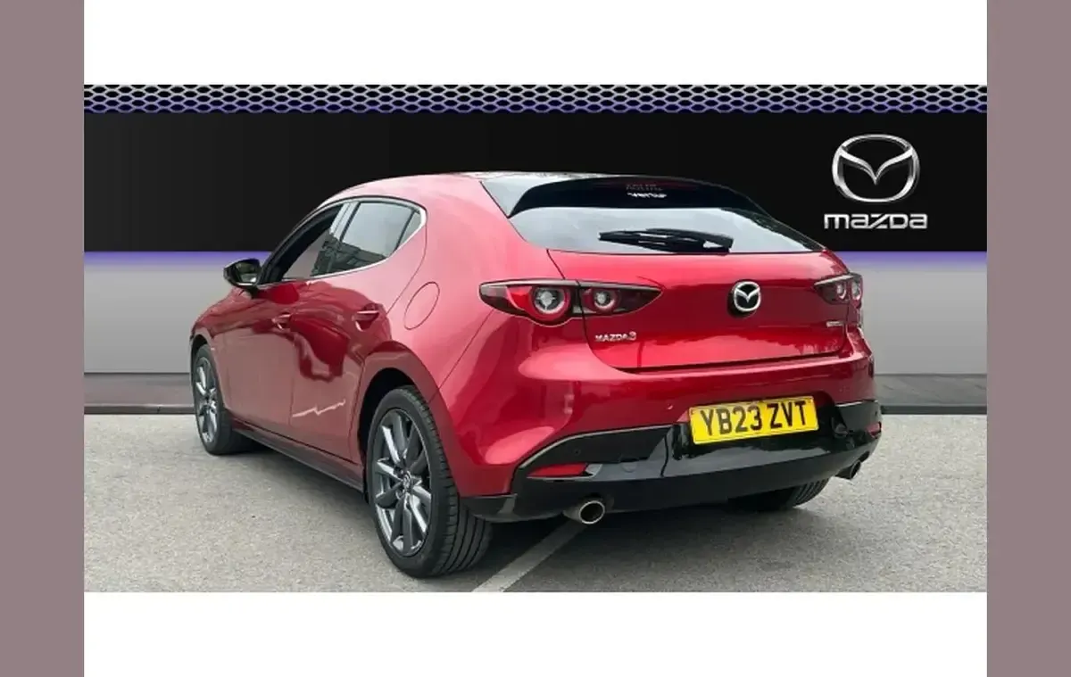 Used Mazda 3 Inclusive 120 HP (88 kW) 2023 Red Hatchback