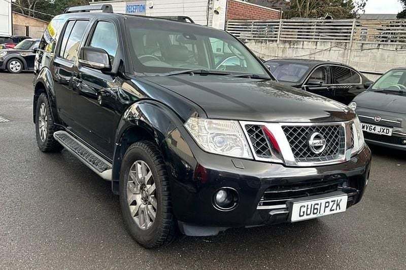 Used Nissan Pathfinder Tekna 190 HP (139 kW) 2011 Black SUV