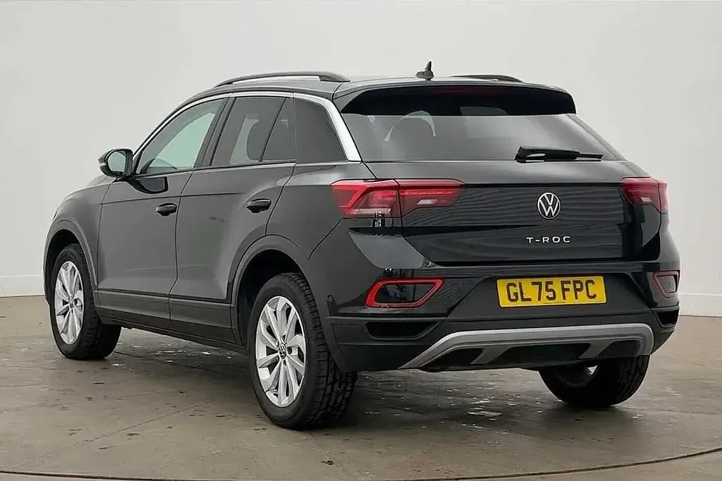Used VW T-Roc Match 150 HP (110 kW) 2025 Black SUV