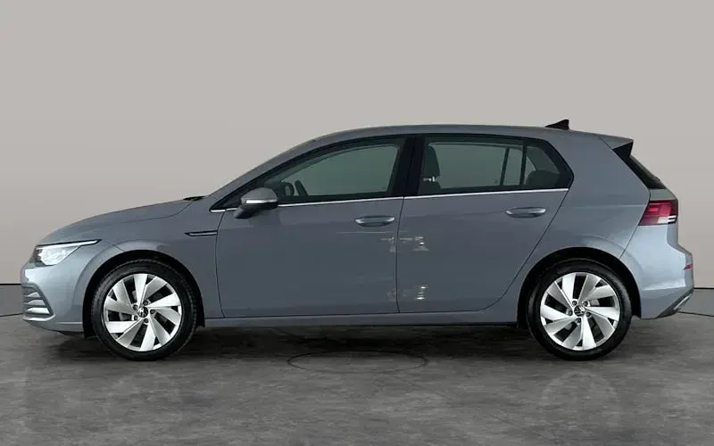 Used VW Golf VIII Style 131 HP (96 kW) 2023 Grey Hatchback