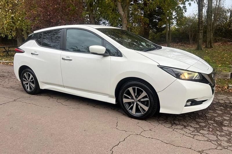Used 2021 Nissan Leaf Acenta Hatchback | £6,990 (Good price) - Image 1/1