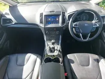 Used Ford S-MAX Titanium 150 HP (110 kW) 2022 White MPV