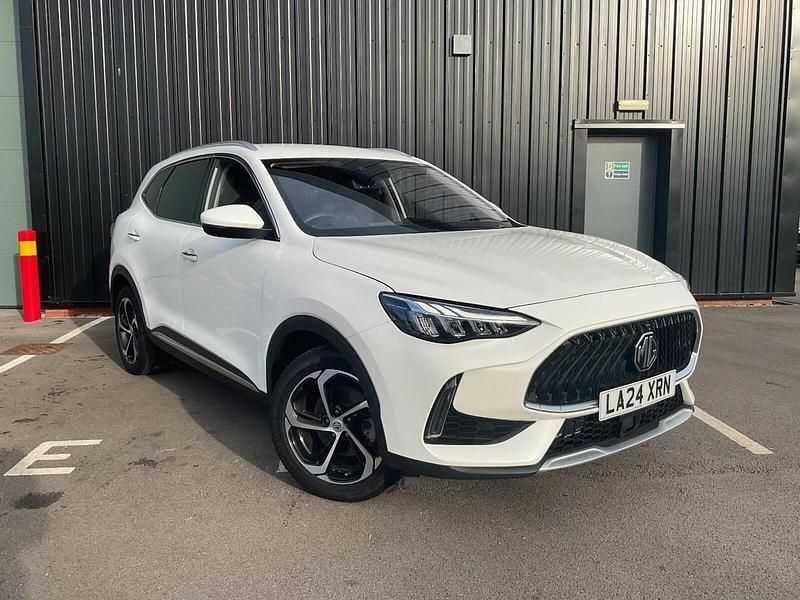 White Used 2024 MG HS Trophy SUV | £16,299 (Good price) - Image 1/4