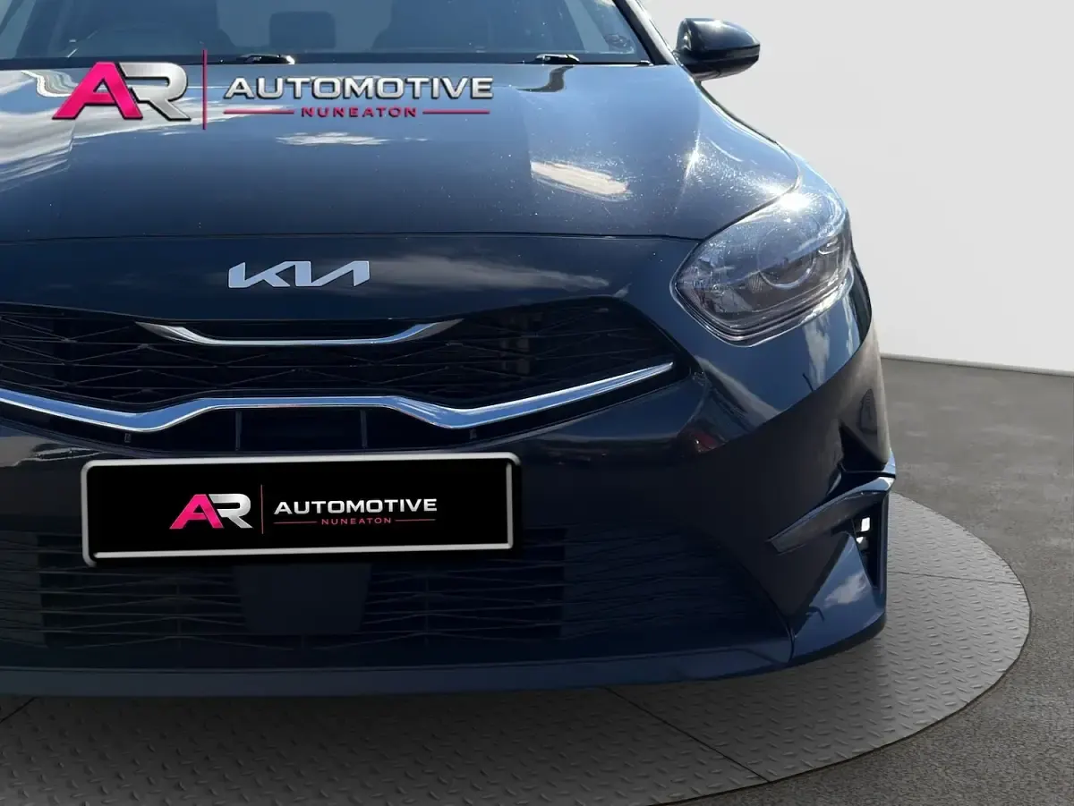 Used Kia Ceed 2022 Black Hatchback