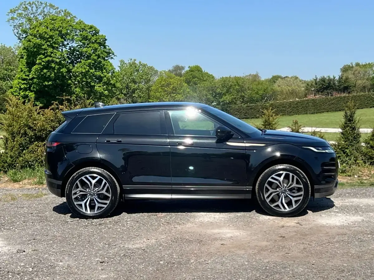 Used Land Rover Range Rover evoque HSE Dynamic 309 HP (227 kW) 2023 Black SUV