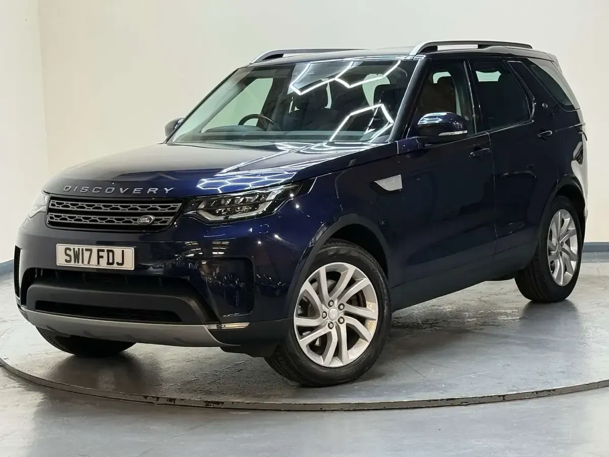 Used Land Rover Discovery 5 HSE 240 HP (176 kW) 2017 Blue SUV