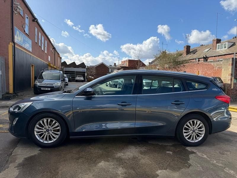 Used Ford Focus Titanium 2018 Blue Estate
