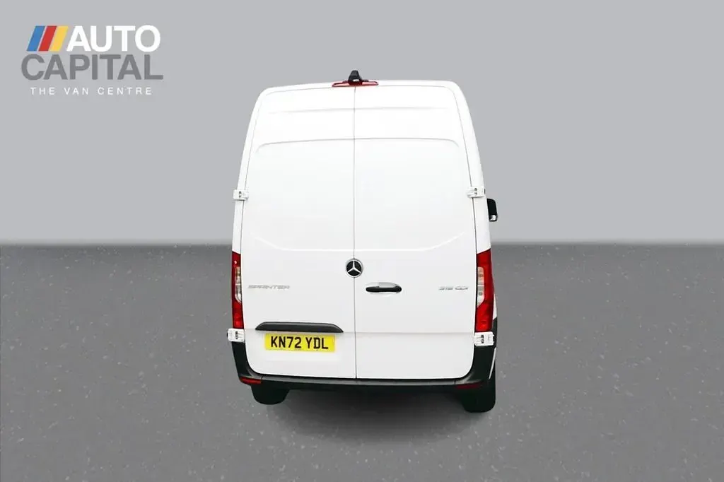 Used Mercedes Sprinter Premium 150 HP (110 kW) 2022 White Van