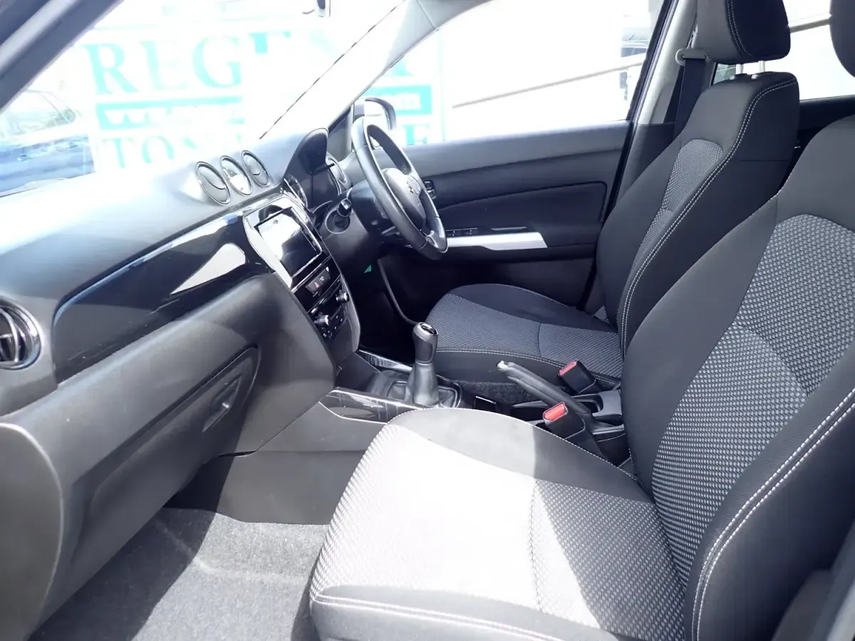 Used Suzuki Vitara SZ-T 120 HP (88 kW) 2017 Black SUV
