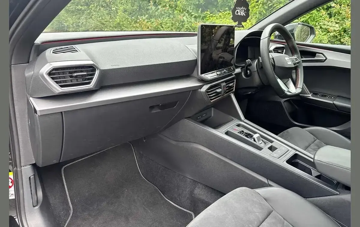 Used Seat Leon Black Edition 147 HP (108 kW) 2026 Black Hatchback