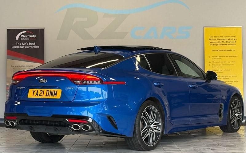 Used Kia Stinger GT 366 HP (269 kW) 2021 Blue Hatchback