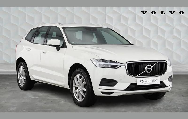 Used Volvo XC60 Momentum 187 HP (137 kW) 2019 White SUV