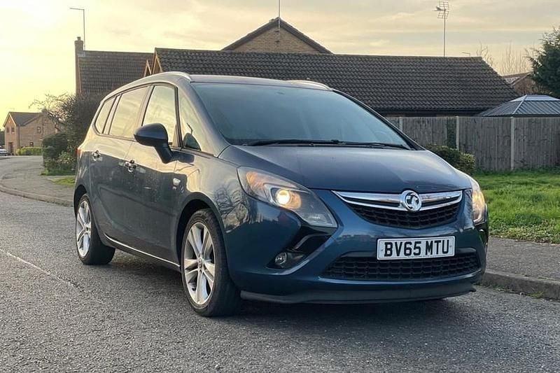Used Vauxhall Zafira Tourer SRi 140 HP (102 kW) 2015 MPV