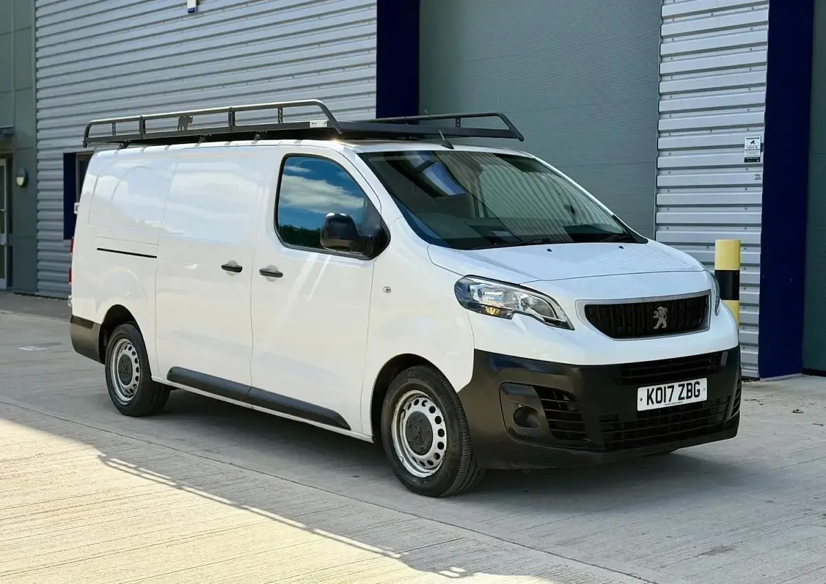 Used Peugeot Expert 2017 White Van