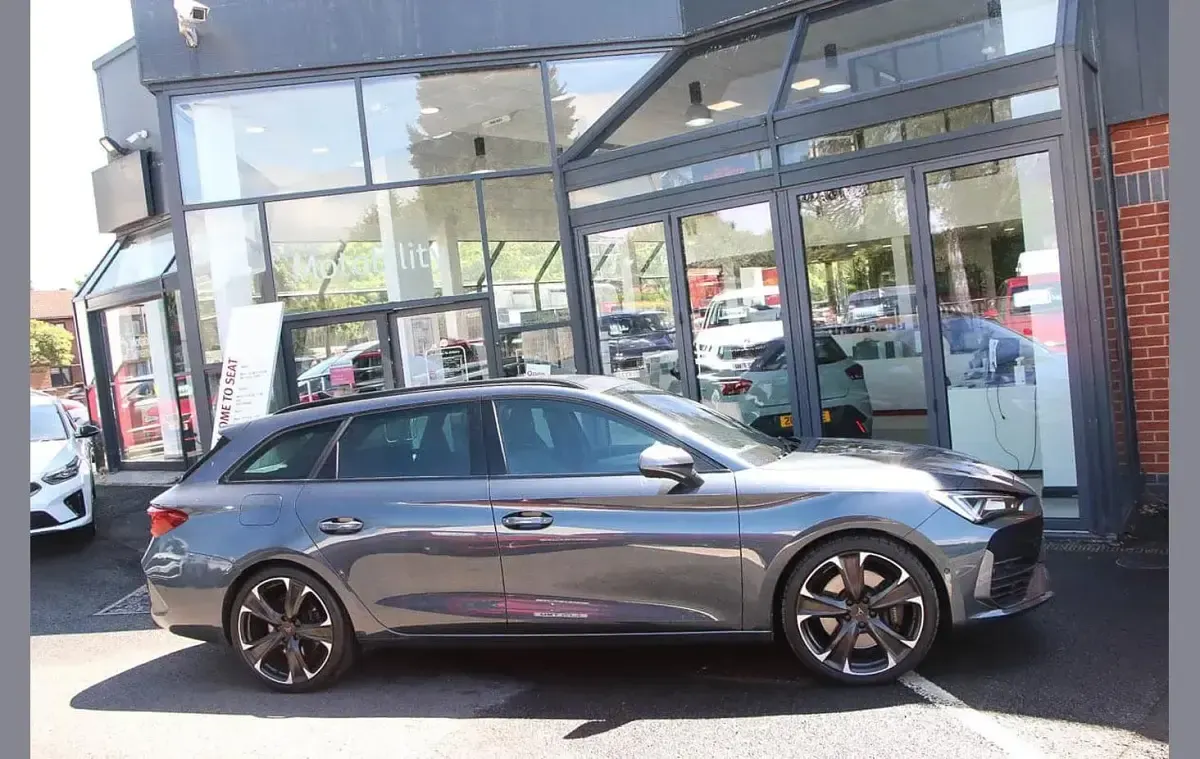 Used Cupra Leon VZ2 310 HP (228 kW) 2022 Grey Estate