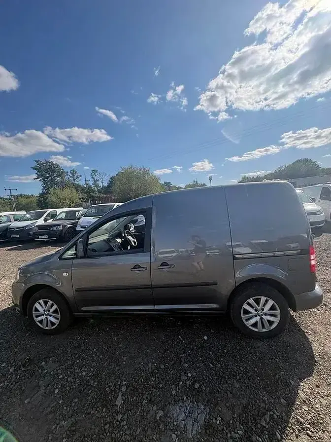 Used VW Caddy Highline 102 HP (75 kW) 2016 Grey MPV