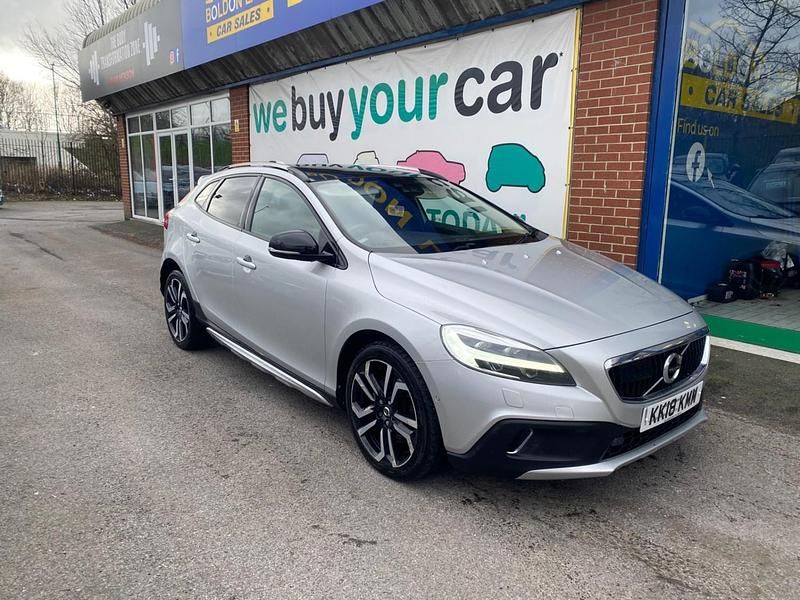 Used Volvo V40 Pro 2018 Silver Hatchback