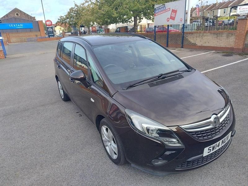 Used Vauxhall Zafira Tourer 165 HP (121 kW) 2014 Brown MPV