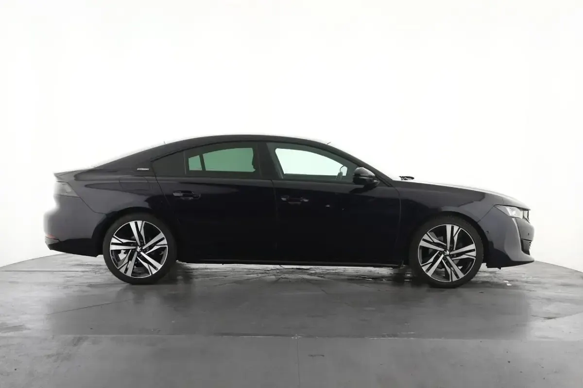 Used Peugeot 508 GT-line 179 HP (131 kW) 2019 Grey Hatchback