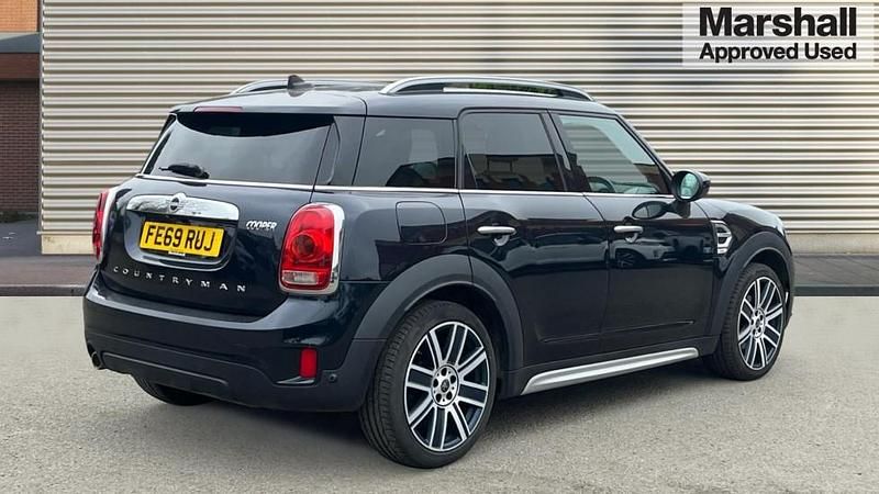 Used Mini Cooper Countryman Exclusive 136 HP (100 kW) 2019 Blue/black SUV