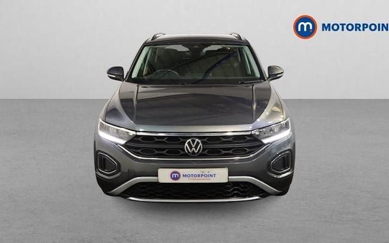 Used VW T-Roc Life 150 HP (110 kW) 2025 SUV