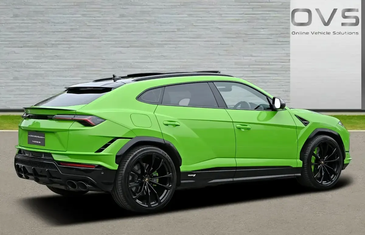 Used Lamborghini Urus 666 HP (489 kW) 2023 Green SUV
