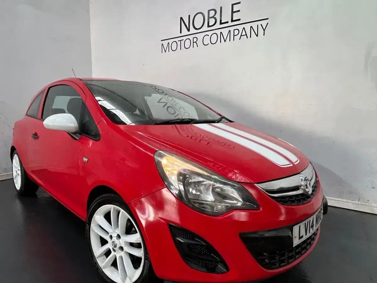 Begagnad Vauxhall Corsa 2014 Röd Halvkombi