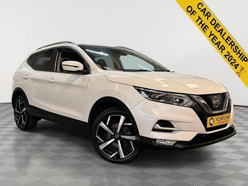 White Used 2018 Nissan Qashqai S SUV | £11,300 (Good price) - Image 1/4