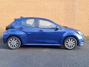 Used Toyota Yaris Hybrid 116 HP (85 kW) 2023 Blue Hatchback
