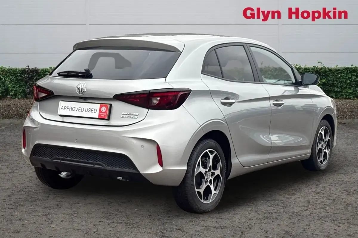 Used MG MG3 Trophy 194 HP (142 kW) 2025 Silver Hatchback