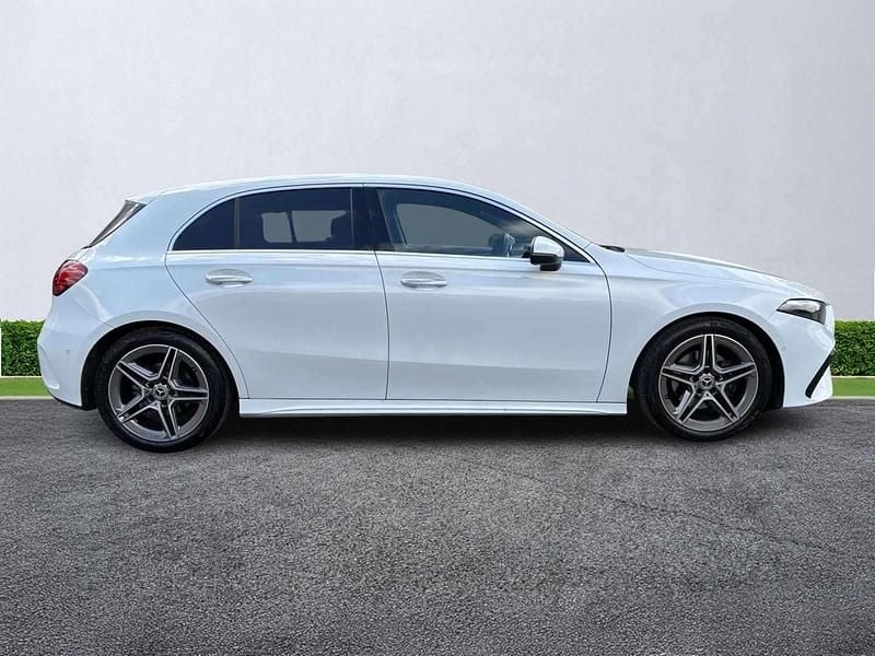 Used Mercedes A180 Executive 136 HP (100 kW) 2024 White Hatchback