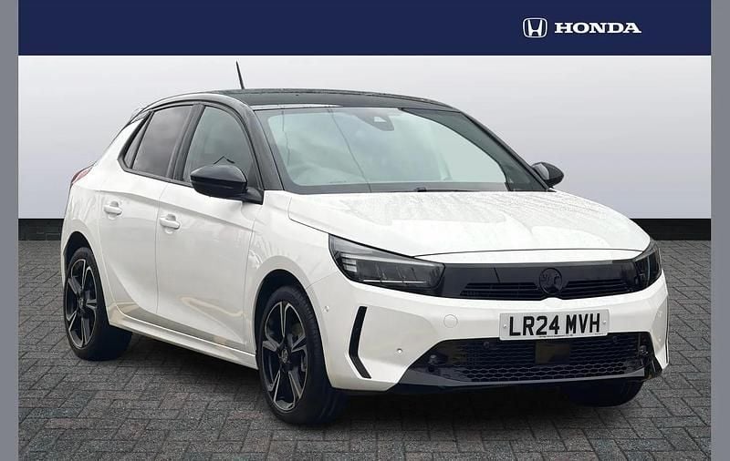 Used Vauxhall Astra 128 HP (94 kW) 2024 Black Estate