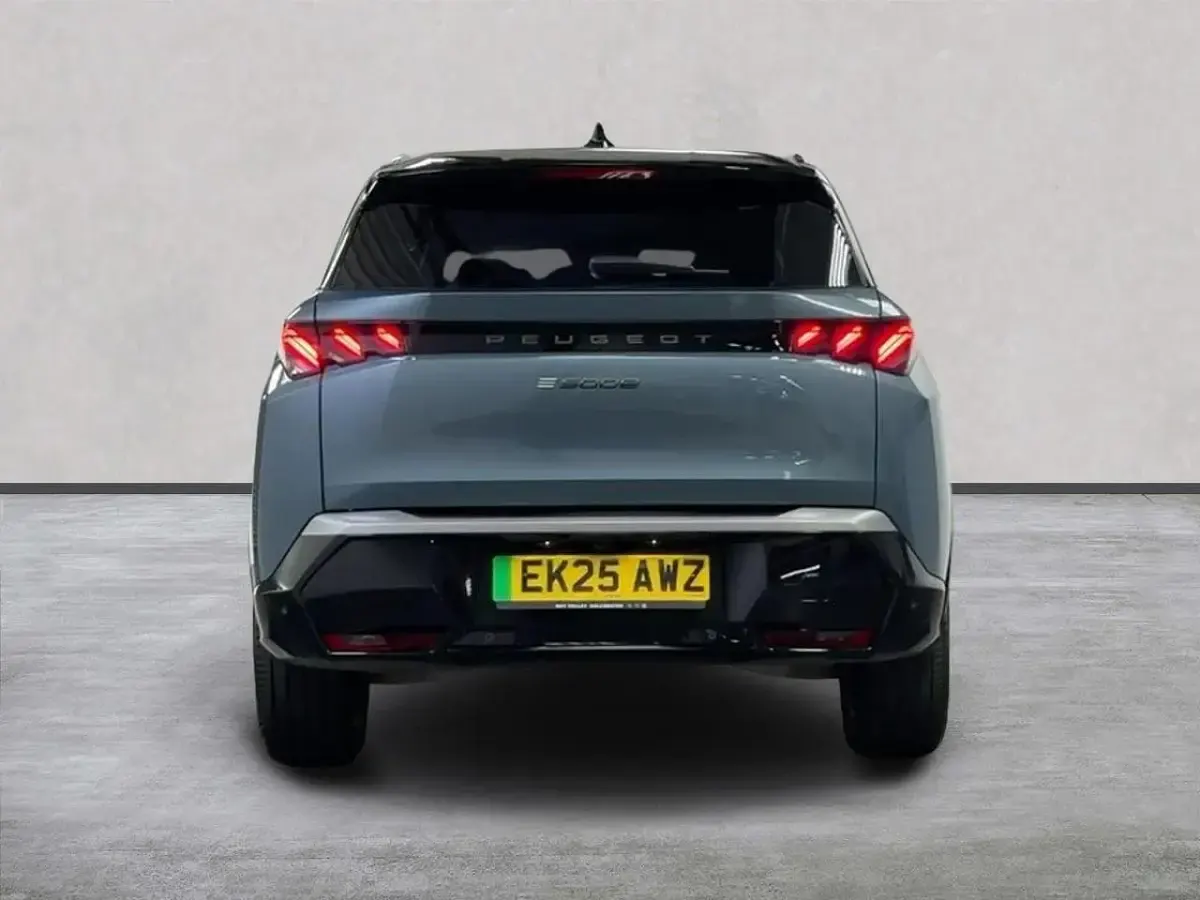 Used Peugeot 5008 GTi 156 kW (213 HP) 2025 Blue SUV