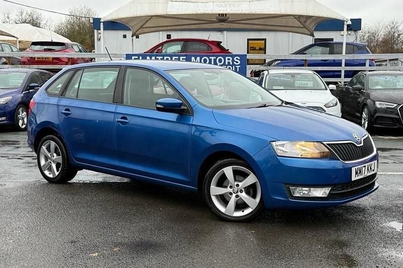Used Skoda Rapid SE 90 HP (66 kW) 2017 Blue Hatchback
