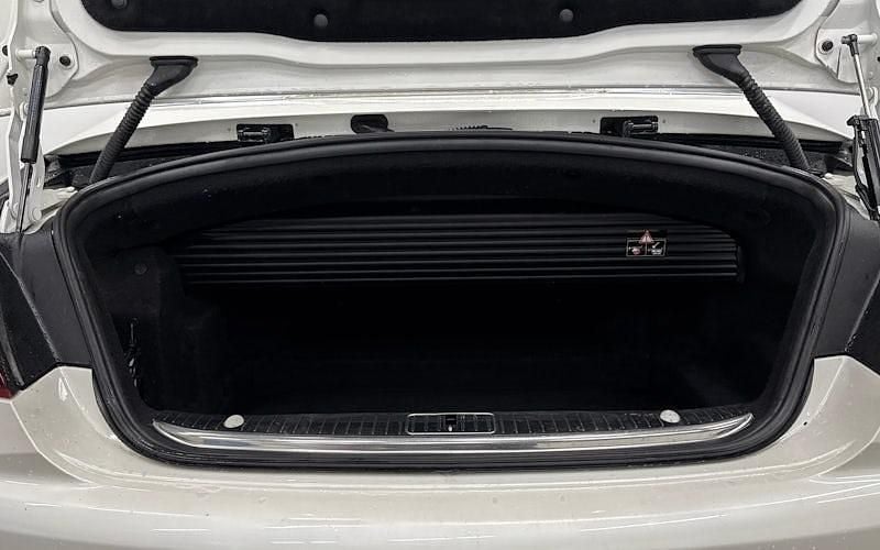 Used Mercedes S560 AMG Line Premium 469 HP (344 kW) 2018 White Sedan