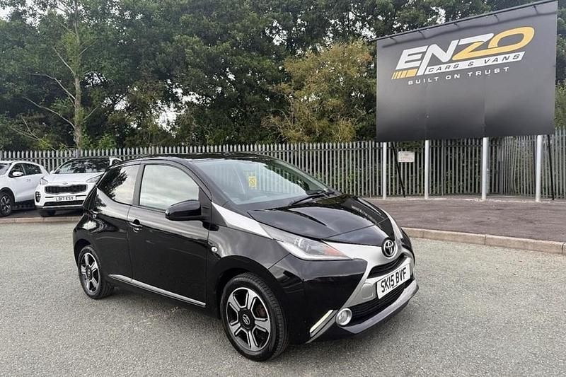 Black Used 2015 Toyota Aygo X-clusiv Hatchback | £4,495 (A bit pricey) - Image 1/1