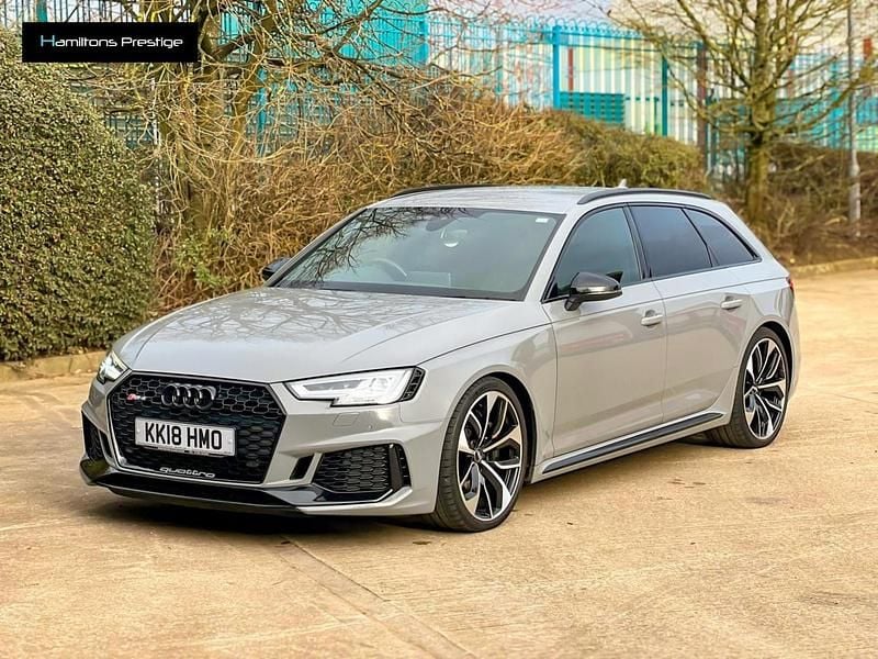 Used Audi RS4 Comfort 450 HP (330 kW) 2018 Grey Estate