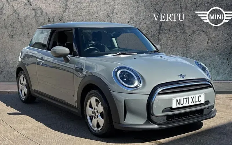 Used Mini ONE Classic 102 HP (75 kW) 2021 Hatchback