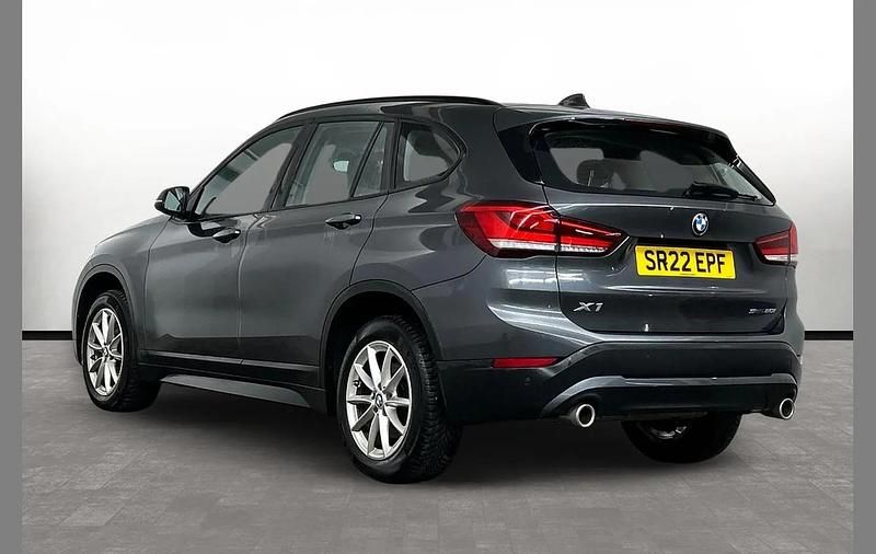 Usado BMW X1 Performance 176 CV (129 kW) 2022 Gris SUV