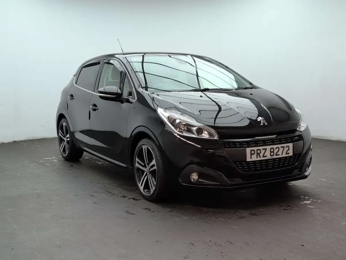 Used Peugeot 208 GT-line 2019 Black Hatchback