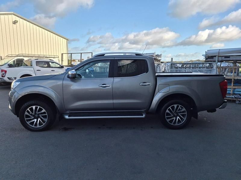 Usado Nissan Navara Tekna 2017 Gris Pickup/Camioneta