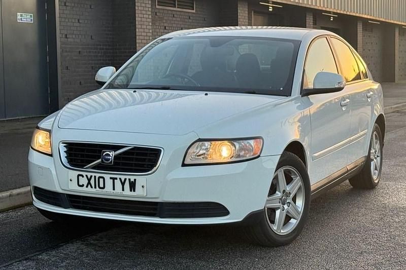 White Used 2010 Volvo S40 Sedan | £1,990 (Fair price) - Image 1/1
