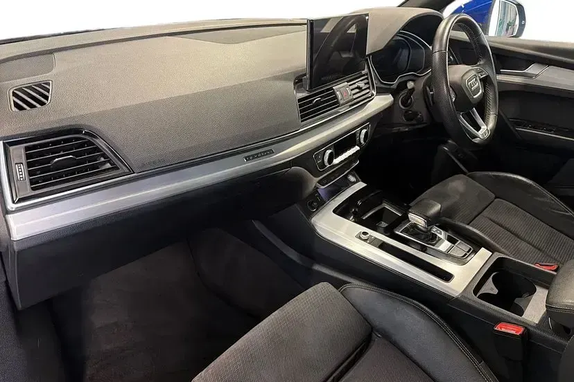 Used Audi Q5 Sportback S-Line 261 HP (191 kW) 2022 Blue SUV