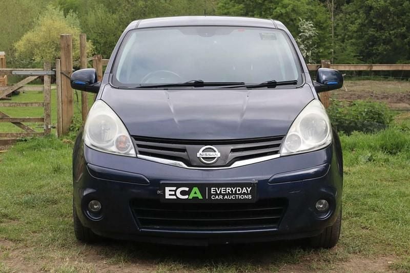 Używany Nissan Note Tekna 90 KM (66 kW) 2010 Niebieski Hatchback