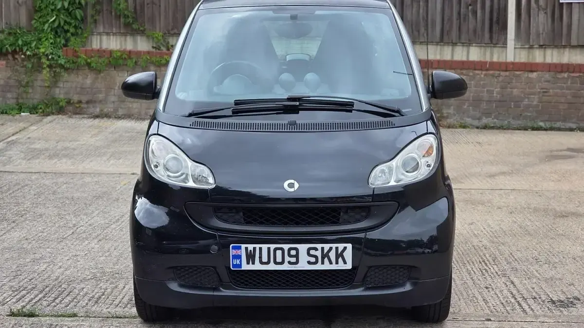 Used Smart ForTwo Coupé Passion 71 HP (52 kW) 2009 Silver Coupe