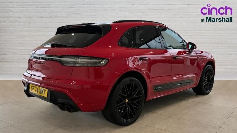 Used Porsche Macan 440 HP (323 kW) 2024 Red SUV