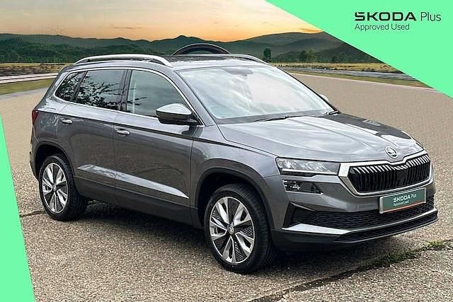 Graphite grey metallic Used 2023 Skoda Karoq SE L SUV | £24,200 (Fair price) - Image 1/4