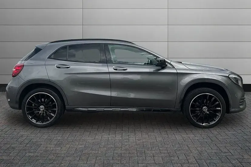 Used Mercedes GLA200 AMG line 154 HP (113 kW) 2019 Mountain grey SUV